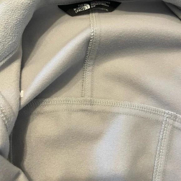 The North Face Gray Light Jacket with Stand-Up Collar woman’s size small - Picture 12 of 12